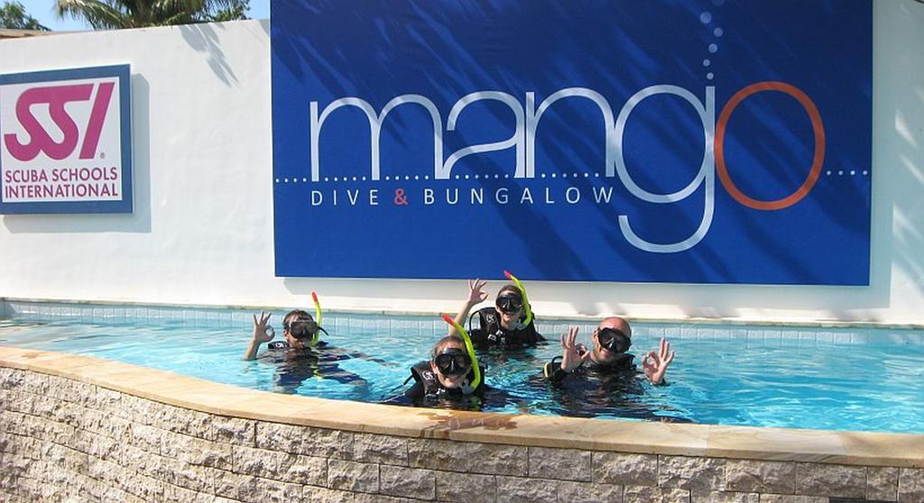 Mango Dive & Bungalow Гілі-Траванган Екстер'єр фото